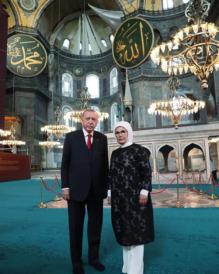 imtiyazuk's tweet photo. Congratulations all muslims for first juma namaz in #HagiaSophia. May allah help all muslim around the world. Keep remember in dua. Alhamdulillah, MashaAllah,SubhanAllah. https://t.co/3QlljL6pQi