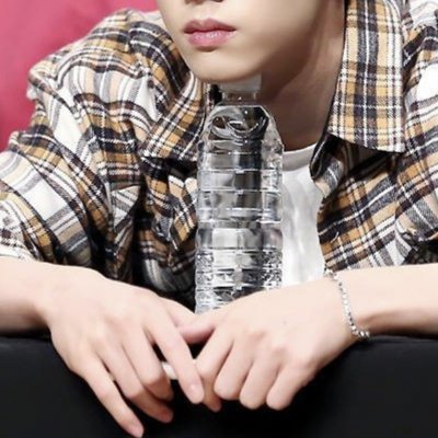 Mark Tuan& #39;s hands.a thread;