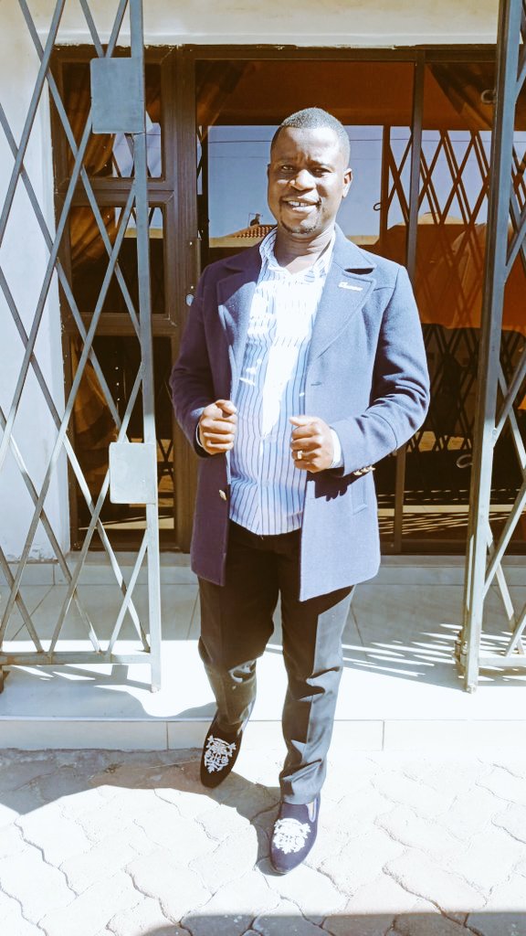 alexgundamusic's tweet photo. Failing is not a sign that you are a failure, it simply increases the chances of making it just keep on trying!
Don't give up on your dream

#ExcellentIsYourName
#perseverance
#determination https://t.co/1AqfYI5fE9
