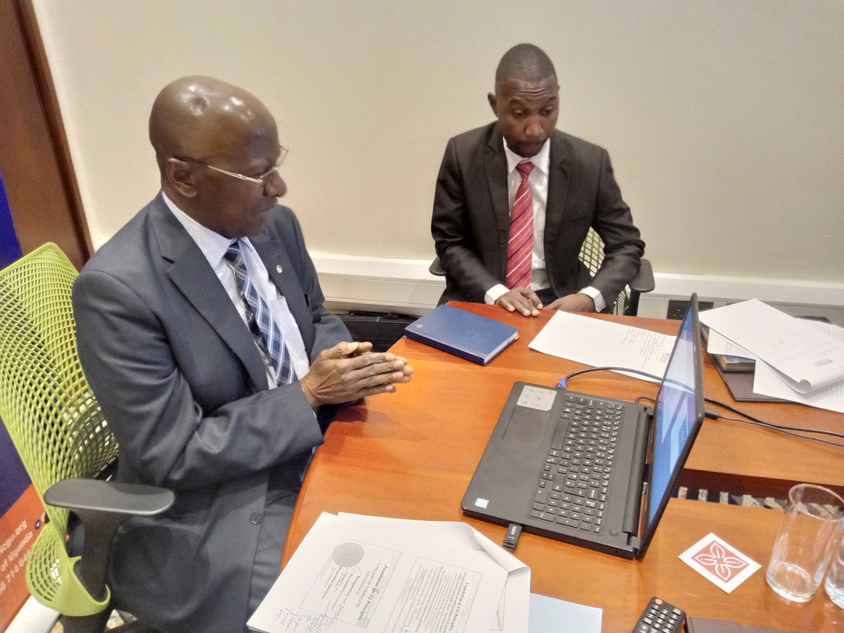 ICGU256's tweet photo. Mr. Leo Kibirango - Governor Emeritus @BOU_Official (1981 - 1986) facilitating an Online ICGU Corporate Governance Training.

Thanks to @UPDFspokespersn
@Parliament_Ug @nwscug @NWSCMD @UgandaRoadFund @AntiGraft_SH @CiCAfrica @PPDAUganda @mtnug and @Okello-Oriema Company Advocates https://t.co/yp0GiqdAHB