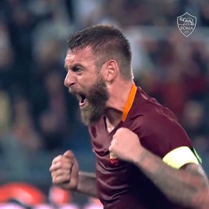 Happy birthday, Daniele De Rossi. My aggressive hero. My terrifying mate. 

