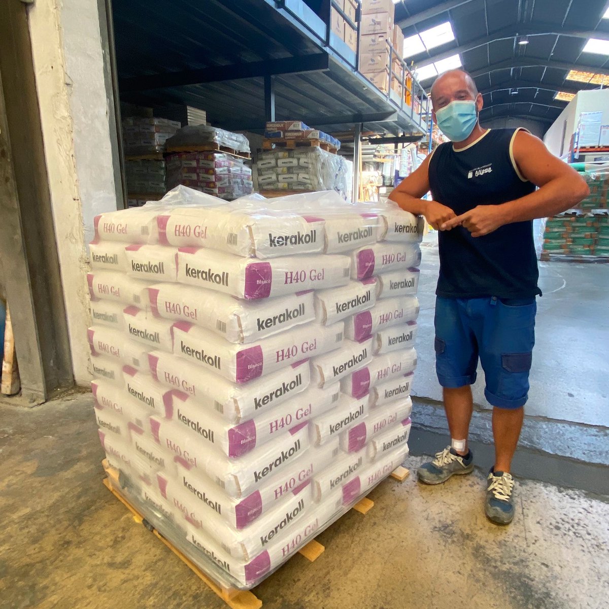 Ya tenemos disponible el nuevo #H40Gel en Alicante. El primer Gel-Adhesivo con durabilidad garantizada .
______________________________________
#kerakoll
#kerakollalicante
#kerakollgroup
#kerakolldesignhouse
#H40Gel
#nanoflexsinlimites
#fugabellacolor