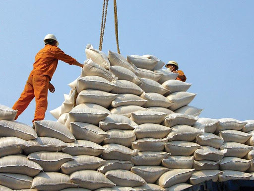 Hanoitimes2's tweet photo. Improved quality and higher demand boost Vietnam rice export outlook #Vietnam #Thailand #India #riceexports #ST25rice #Philippines #China #growingdemand #highquality #GDVC #foodsecurity #Covid19 #coronavirus #ncov #pandemic
https://t.co/y4KG9d8Iq6 https://t.co/sSQJcAEUM3