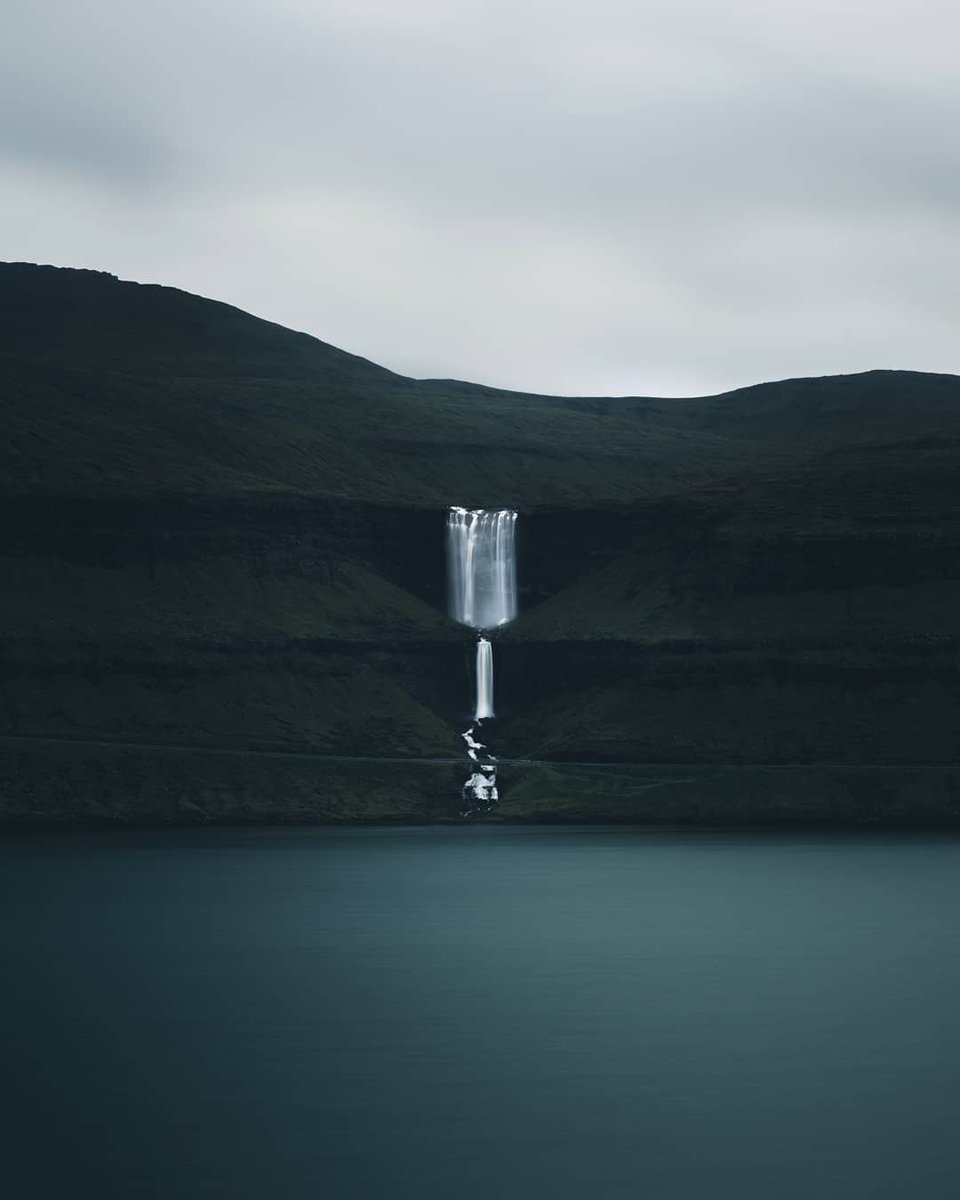 beautfulplanet's tweet image. Fossá #waterfall.
📷 : Florian Klein. #FaroeIslands 🇫🇴