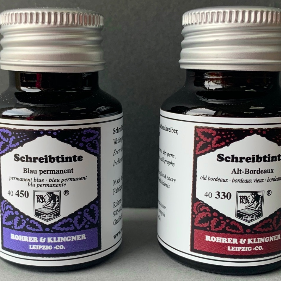 PurePens's tweet photo. Have you tried Rohrer & Klingner ink? This ink is made in Germany and each bottle is made by hand. We have normal ink and permanent inks available to purchase :)
https://t.co/lBS5Ao448o
#Purepens #bottledink #penandink #stationery #writing #drawing #calligraphy #inkgeek https://t.co/e7DBQHQeFN