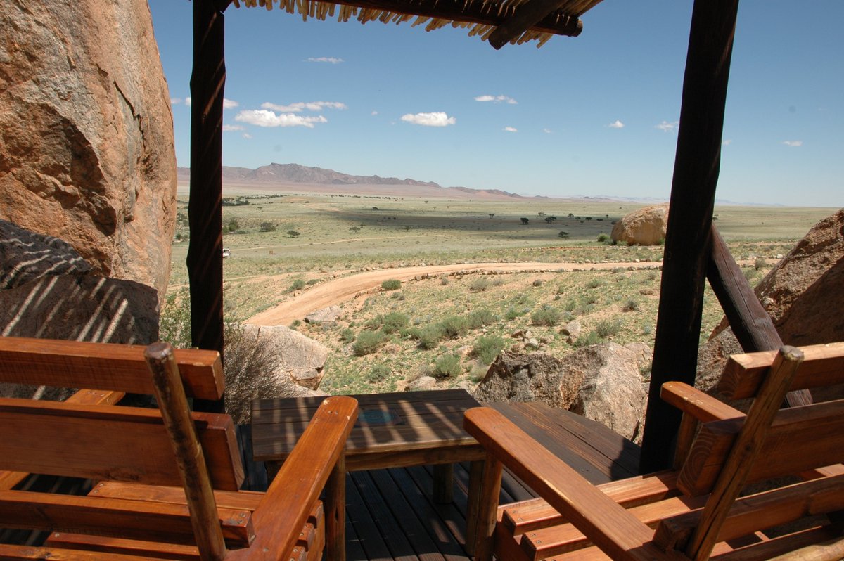 elenatravelnam's tweet photo. Eagles Nest Chalets Klein Aus Vista in Namibia
#Dronesberg #TravelNamibia #Africa #DroneNamibia #KleinAusVistaAus #ExploringNamibiaTV #NamibwebCom #YouTubeVideoNamibia #BlogNamibia #NamibiaPhoto #EaglesNest https://t.co/48bt2yA17Z