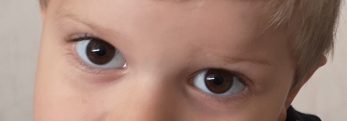 theblondlobster's tweet photo. Je refais un #PostTonRegard mais avec mon fils et moi. https://t.co/ZMFg9x5dDM