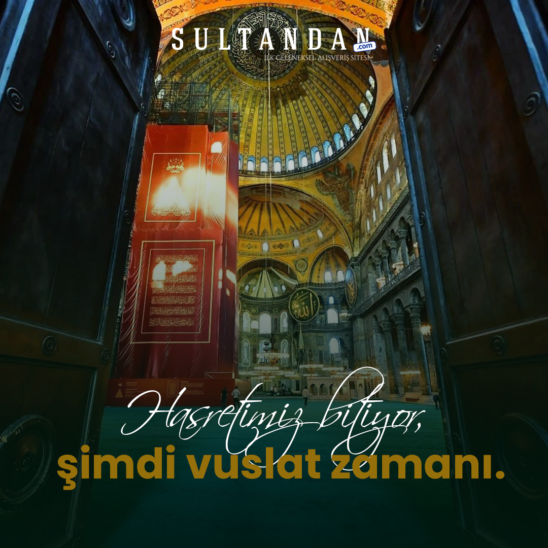 nilhansultan's tweet photo. Ayasofya'nın zincirleri sökülüp atıldı. 86 yıllık hasretimiz son buluyor. #AyasofyaCamii https://t.co/qxmA8lUnDg
