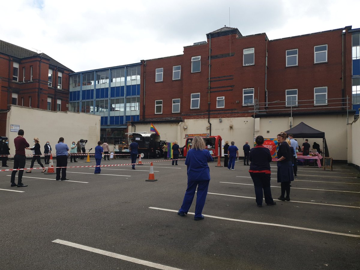 Great start to #PRIDEFoodieFriday !!! Come and take the #RainbowNHSbage pledge!! <a href="/StockportNHS/">Stockport NHS FT</a> <a href="/HRTeam_SFT/">Human Resources</a> <a href="/LearningDevelo5/">Learning & Development @ Stockport FT</a> @SupportSft <a href="/researchstockp1/">research@stockportnhs</a> @odteam_sft
