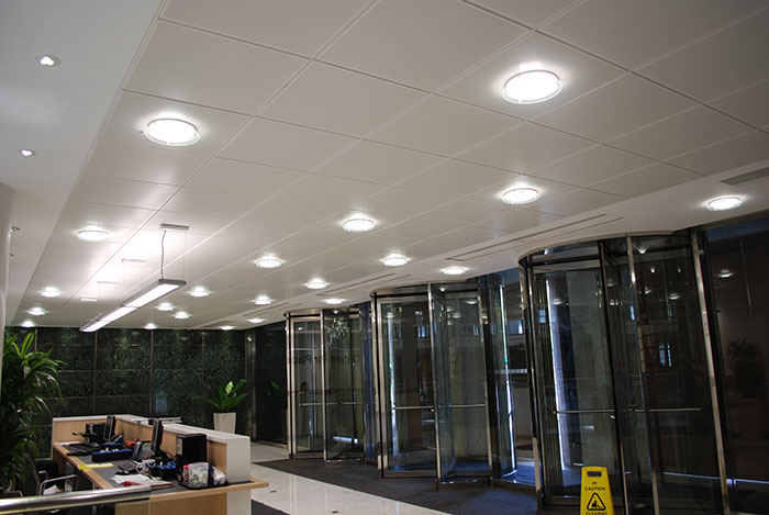 tplsinteriors's tweet photo. 🎯 Project Completed // 33 Grosvenor Place, London
Services Provided:
-Design
-Strip out of existing ceilings
-Supply and Fit SAS Metal Suspended Ceiling
-Supply and Fit MF System Ceilings
-Tape and Joint Finish
#fitoutcontractor #construction #ceilings #suspendedceilings
#uk https://t.co/Egvsg67oEU