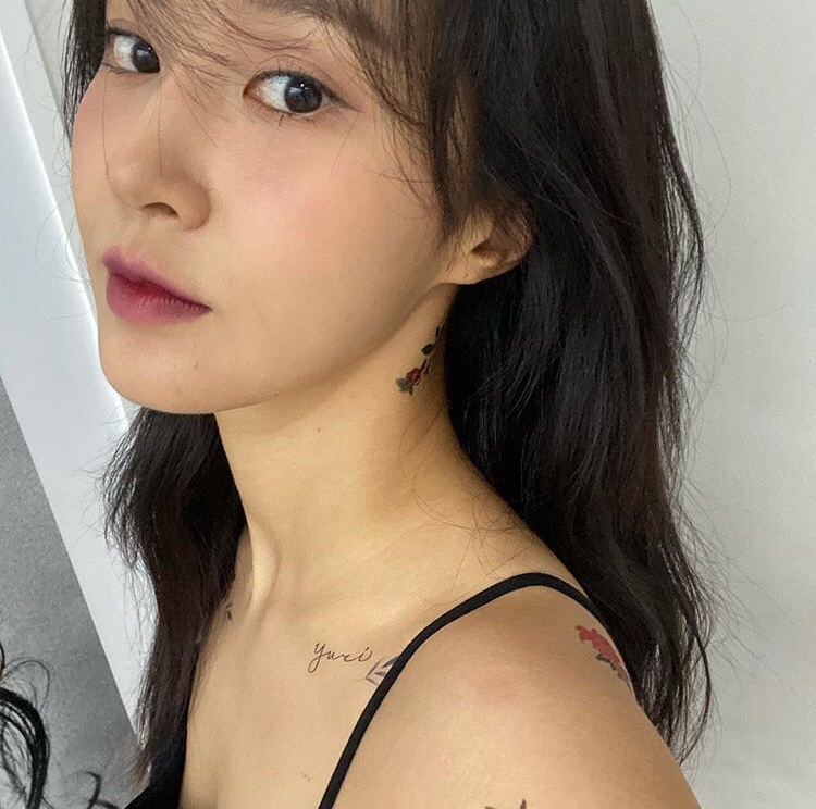 lostLightsss's tweet photo. OH MY KWON YURI!! I need a moment https://t.co/rSsJCsQ0C9