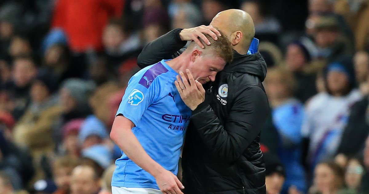 RealTalkMCFC's tweet photo. Pep Guardiola:

“The winner will be from Liverpool. When we won the Premier League the Liverpool players won. When they win the League, I'm pretty sure they are going to win the Player of the Season. These awards are always for Liverpool.”

MY BOSS 💙👏🔥 https://t.co/F0yOijNS8W