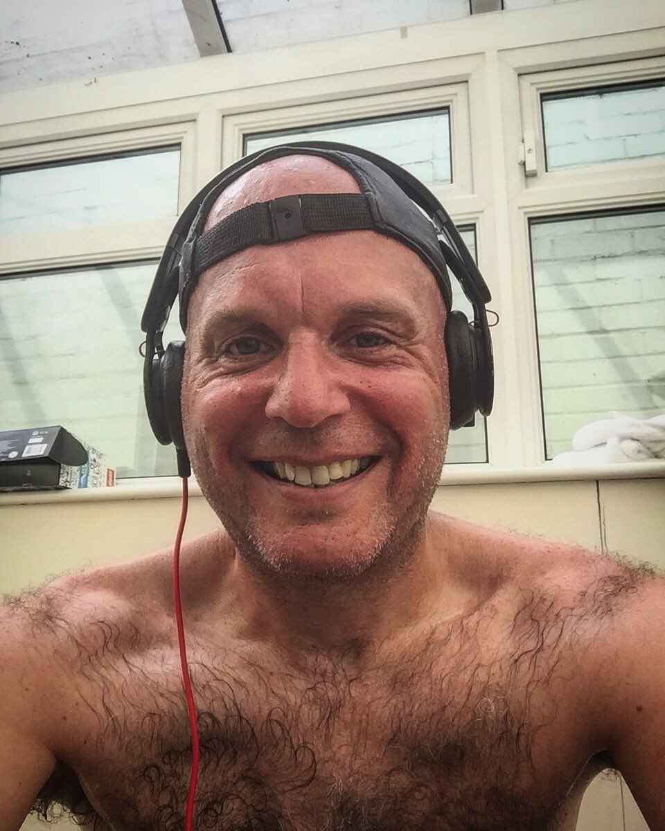 Who’s smiling because their blood tests are back and he’s cancer free? Me! And I’ve just run 10km on the treadmill. Winning! #cancer #cancerfree #6cancers7continents