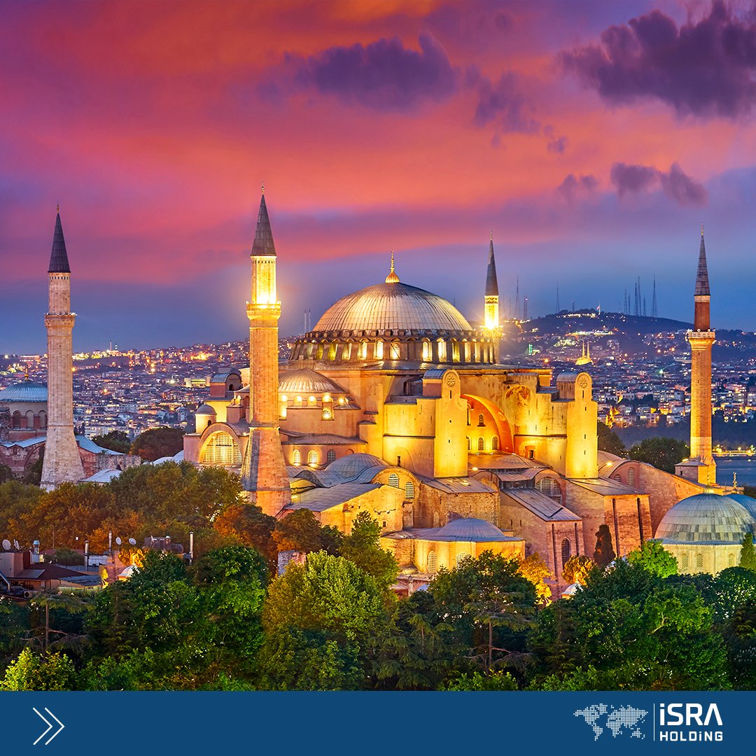 Müslüman aleminin özlemle beklediği, Ayasofya’nın yeniden dirilişinin nişanesi olacak ilk namazımız hayırlı olsun. #AyasofyaCamii