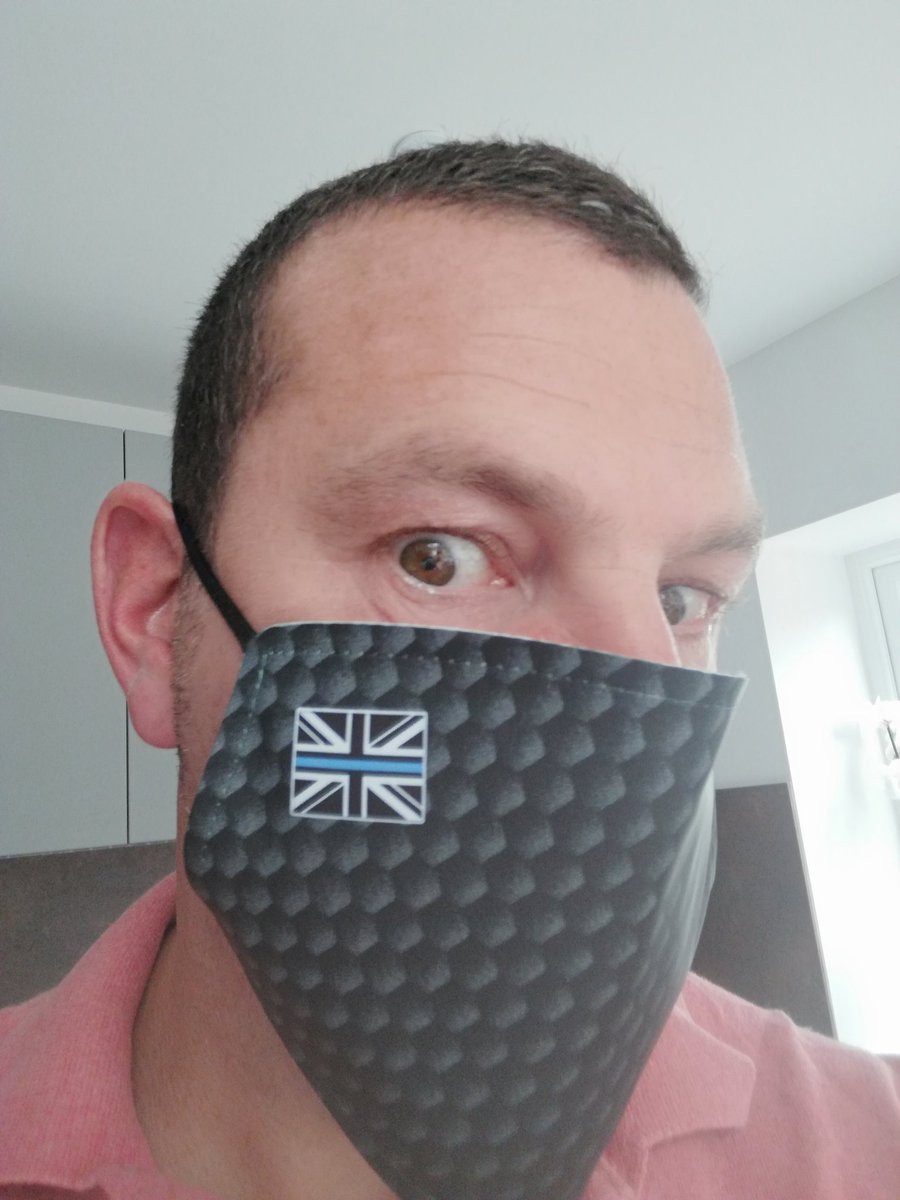 cornwallcop's tweet image. Ready for shopping today!! #thinblueline @UKCopHumour