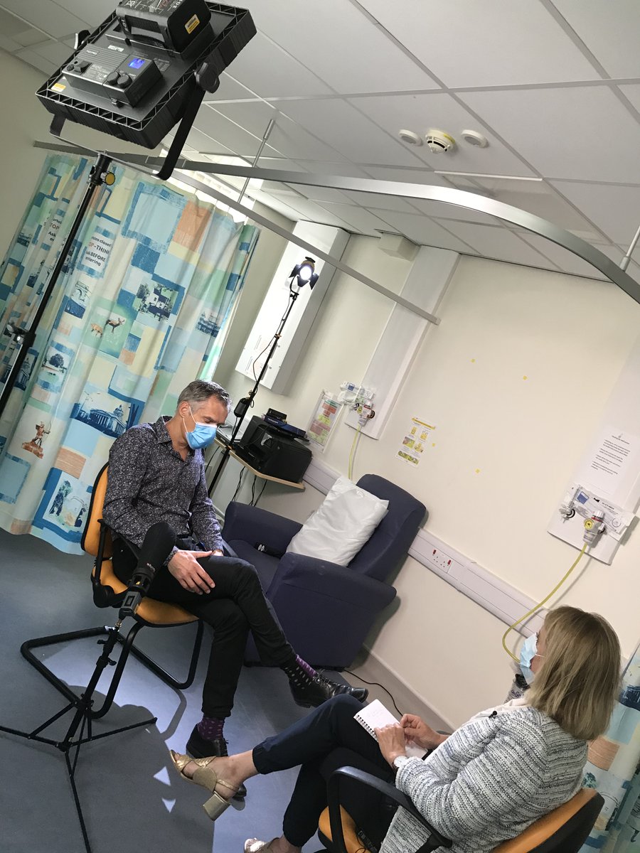 NottmBRC's tweet photo. Professor Gisli Jenkins being interviewed by @Channel4News on the impact of COVID-19 for people as they recover. Watch tonight for more on our #COVID-19 recovery research studies. @IPFdoc @vsmacdonald @NottmBRCLung @NIHRresearch #priorityCOVIDresearch https://t.co/abE4neNKkR