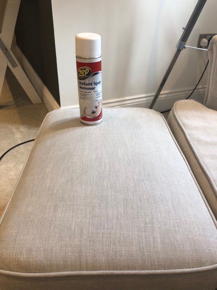 zepukltd's tweet photo. 🧽 BEFORE & AFTER 🧽 just look at these brilliant results from our Instant Spot Remover 🤩 #zepuk #NEXTLEVELCLEAN #instantspotremover #stainremover https://t.co/JuoKBNeaBg