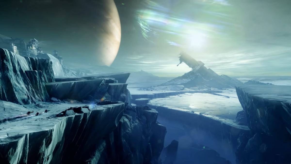 Another shot where we get to see the scale of Europa. There are three tiny Guardians on their sparrows. The buildings on the left also resemble the concept art we've had for a long while! Perhaps this is the Clovis Bray facility?
