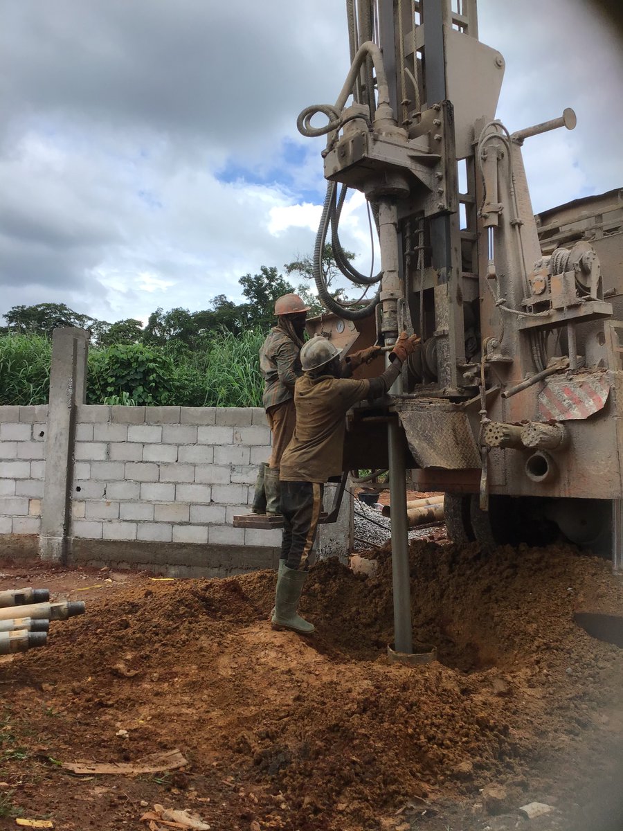 COWASAO2's tweet photo. Sharing with the community❤️... water 💦 , is the source of the source of life and we should make others have that gift 🎁... 

COWASAO bringing hope to everyone in need👷🏽👷🏽‍♂️...

Visit us via our website https://t.co/IxI19AhIYP

#engineering,#nonprofit organisation, #healthy https://t.co/IuLjElu7WL