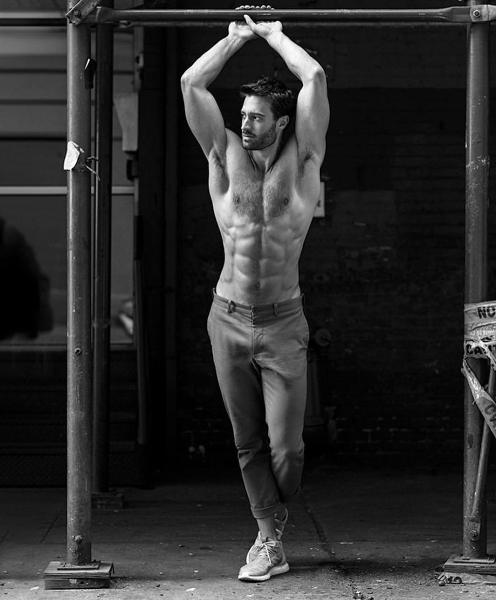 Maxen Locke (@anamericanking) on Twitter photo 