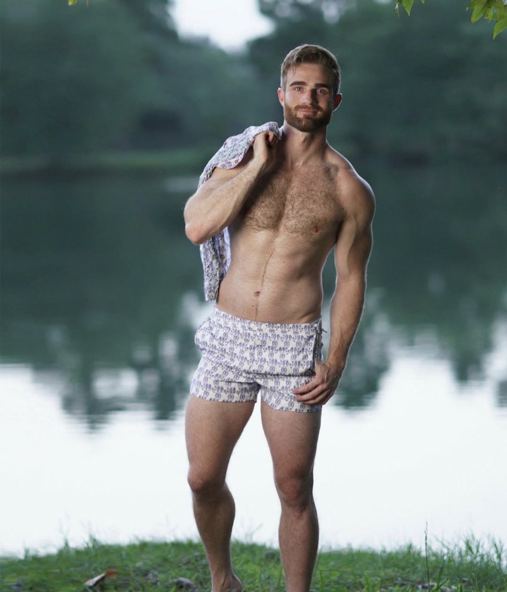 Embry Moore tweet media