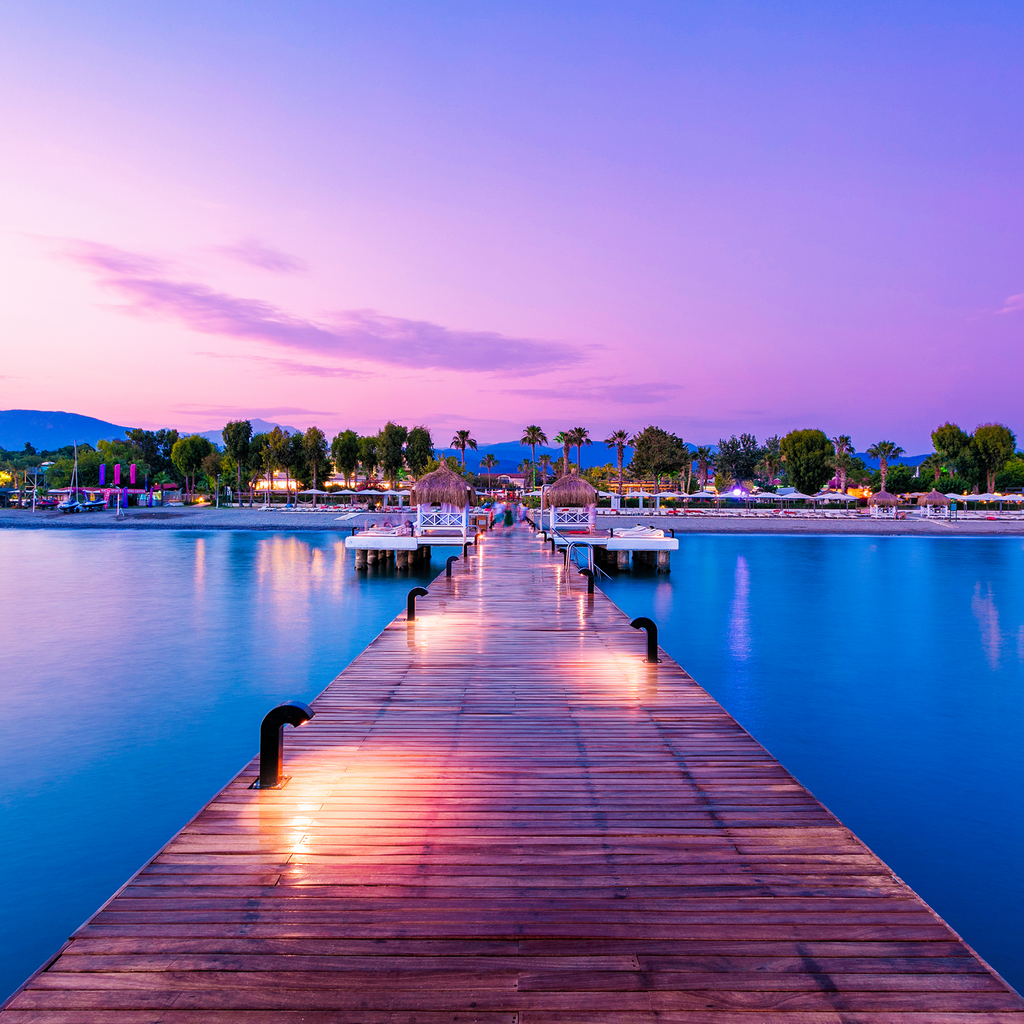 TuanaClub's tweet photo. Indulge yourself in the Mediterranean sunset. https://t.co/BRx6juY1se