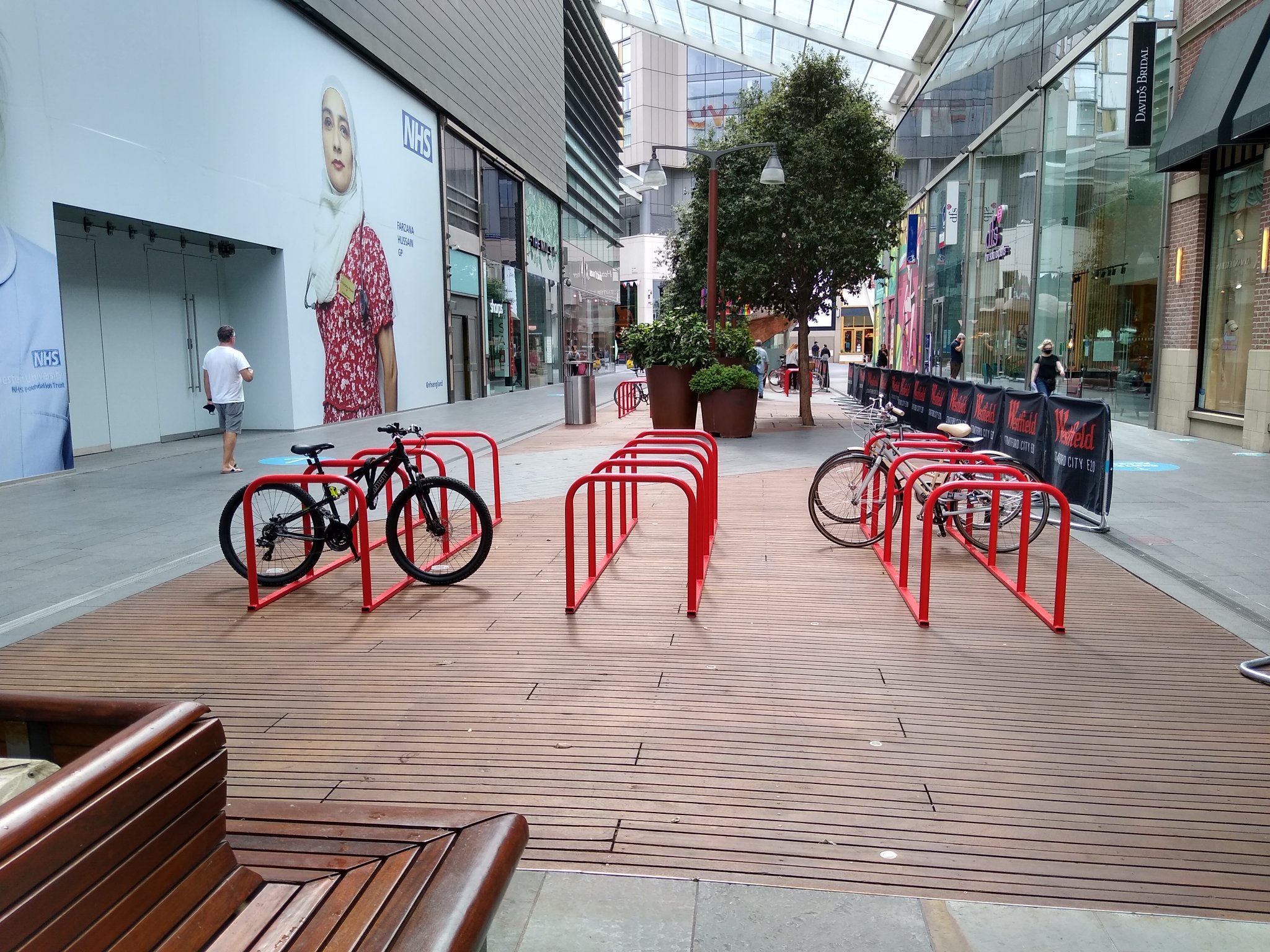 Bike parking outlet westfield stratford