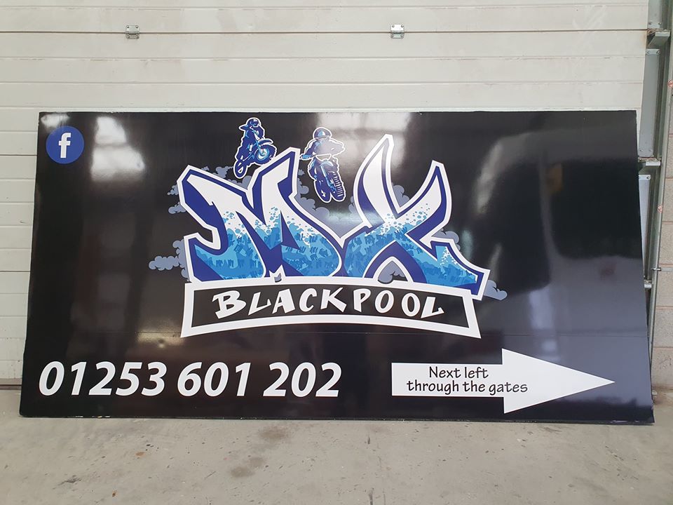 BlackpoolWraps's tweet photo. a new amazing sign for a local business in Blackpool !!
#sign #shopsigns #officesigns https://t.co/Jxu42PhkRc