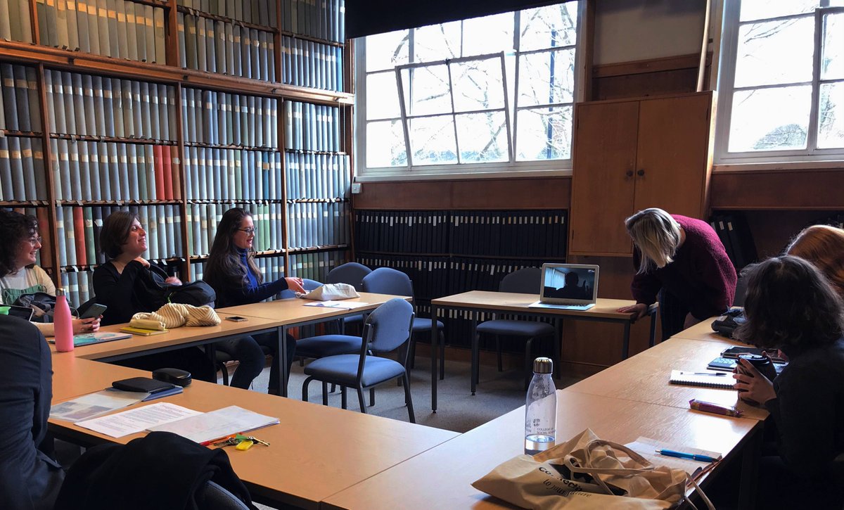 BarberInstitute's tweet photo. #TBT the creation of our digital exhibition #SightsofWonder - a meeting of our student curators in our beautiful photograph room!
What thoughts have you taken away from the exhibition? 🌟
Check it out now ➡️ https://t.co/fQOTISkLx8 #digitalexhibition #cultureinquarantine https://t.co/MUCamy8nQW