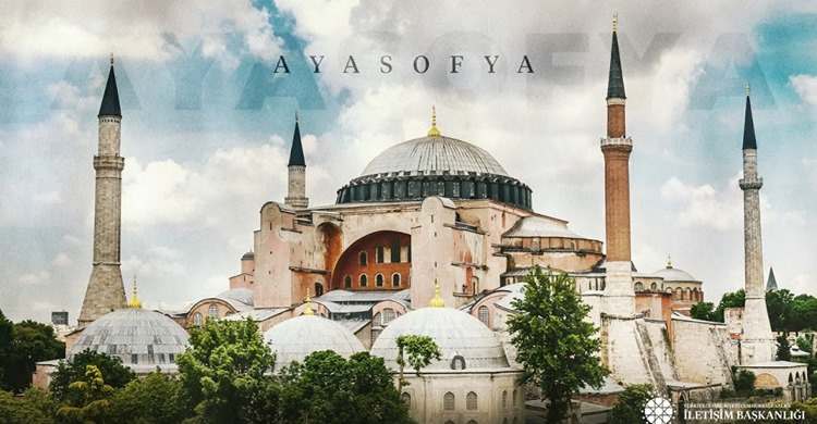 Elhamdilüllah.
#AyasofyaCamiindeİlkcuma  
Ayasofya... Rüzgârlar essin kubbende hürriyetin. Ta ezelden sen bizimsin, biz de senin...
Hayırlı ve Bereketli Cumalar...