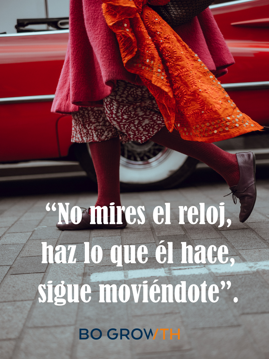 Bo_Growth's tweet photo. Lo dijo el genial escritor, humorista y periodista Sam Levenson, que nos invitaba a movernos en lugar de detenernos en mirar el tiempo pasar…, a enfocarnos en el hacer antes que en las preocupaciones.

#keepmoving #dontgiveup #powerofpeople #bogrowth https://t.co/yTV7bM5xwa