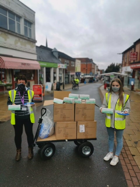 Our High Street Helpers are out and about in Hinckley &amp; across the borough giving out boxes of face coverings to local shops &amp; businesses to help residents in case they have forgotten their own.