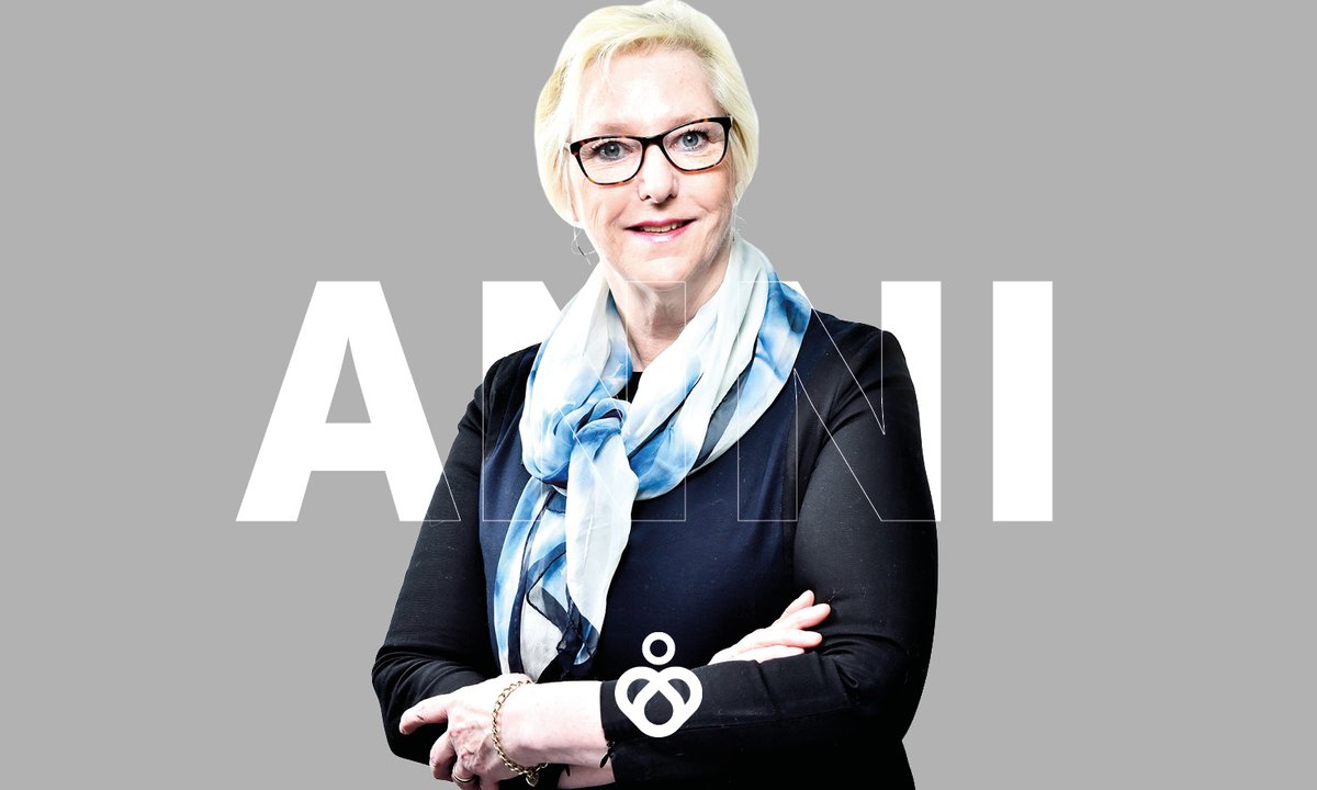 StratSols's tweet photo. It's that time again... This is Anni!
Head of Learning and Development but also part time foodie (and wine-eyπ·), Lord of the Rings lover with an avid fear of spiders and snakes π·οΈπ.
Oh, and she also tells a cracking joke π
#TeamStrategi #MeetTheTeam #WeLoveWhatWeDo #Family https://t.co/j9K2dzxuwV