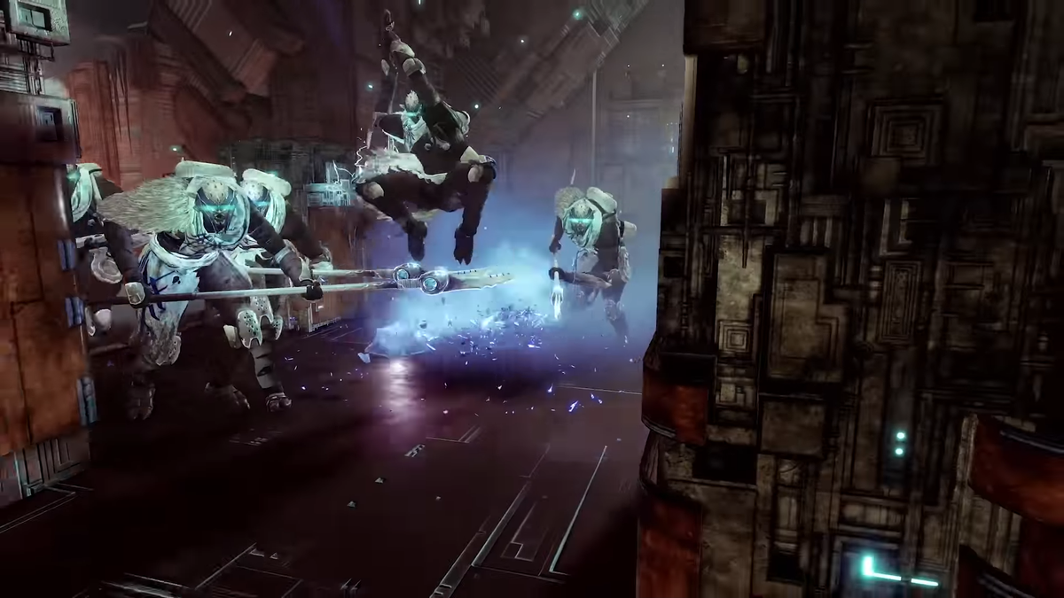 Darkness Fallen inside what looks to be the Pyramidion. :O