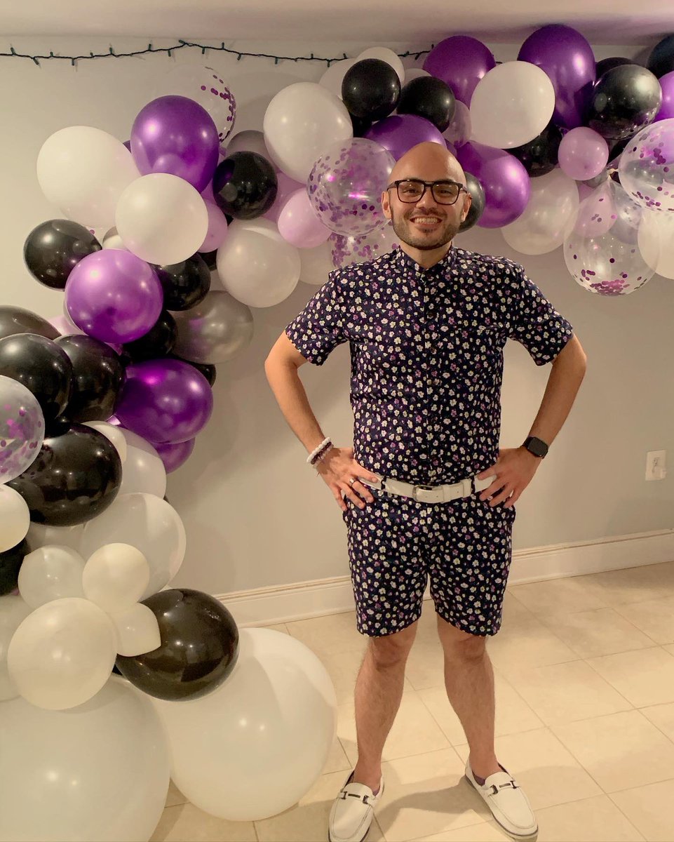 gregorycendana's tweet image. #Flashback to my first ever Zoom #birthday. Grateful to all my family &amp;amp; friends who joined the celebration &amp;amp; donated to the #Undocufund. If you didn’t know, purple is my favorite color. 💜🤍🖤 #fbf #FlashbackFriday