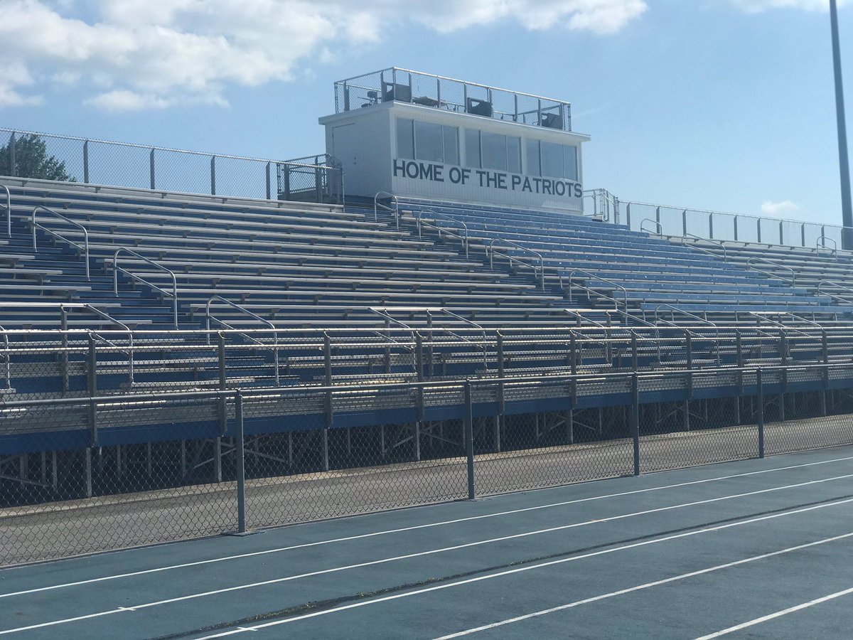 CM_gridiron's tweet image. Stop #42 DAR Patriots