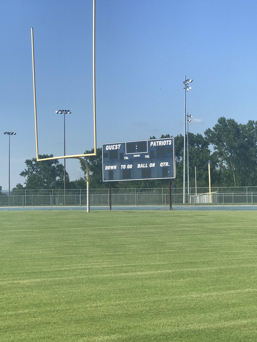 CM_gridiron's tweet image. Stop #42 DAR Patriots