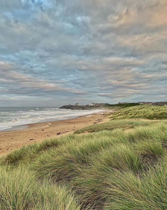 Bank holidays are made for walks along the coast. What are your plans?

📸 IG: northumberland_with_eve