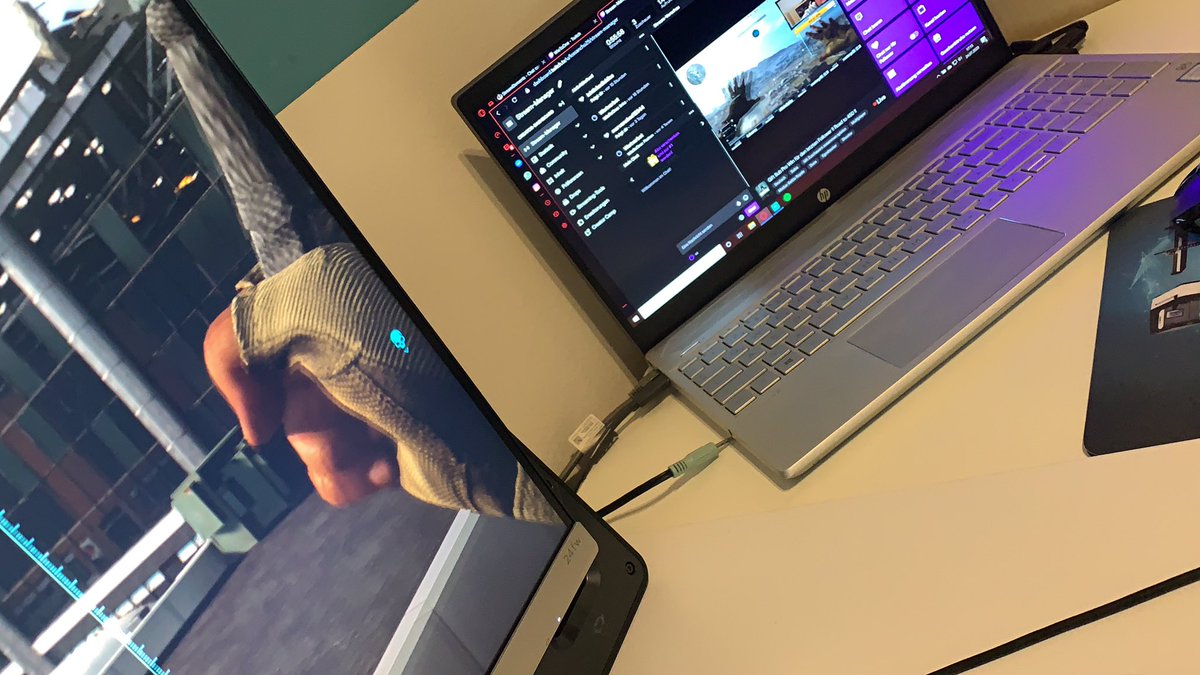 Sanchoo_29's tweet photo. Der Stream läuft lets go wir werden heute pro win ein gift sub für den letzten follower vergeben kommt rein und holt eich die emotes ! https://t.co/4CePJCWElK https://t.co/fifrLdiMnA