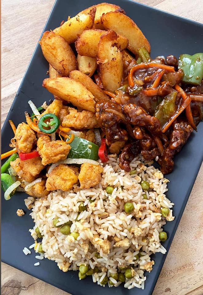 ratemyplatenow's tweet photo. Salt &amp; Pepper Chicken with Sweet Chilli &amp; Crispy Shredded Beef, Egg Fried Rice &amp; triple-cooked chunky Chips by Elise C https://t.co/xvyyFRcMgz