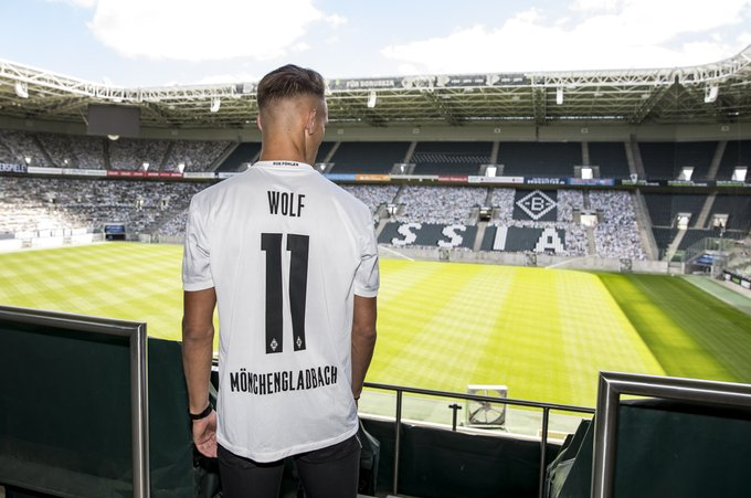 papantengah's tweet photo. #LOANEE

#RBLFC resmi pinjamkan gelandang mereka, Hannes Wolf ke #BMG dengan biaya 1.5 juta Euro. #IMC https://t.co/YSdW70vEjJ