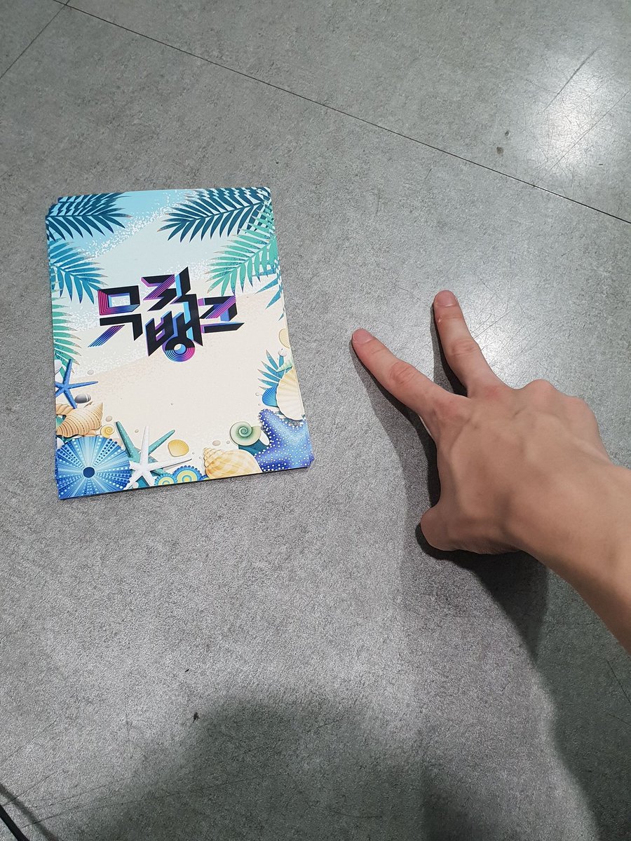 txtweverse_fc's tweet photo. ✎ "[Today is a day that I just can't help but write a diary~]"

@TXT_members @TXT_bighit
#SOOBIN #수빈 
#txtweverse_fc https://t.co/LYoOxgW1DM
