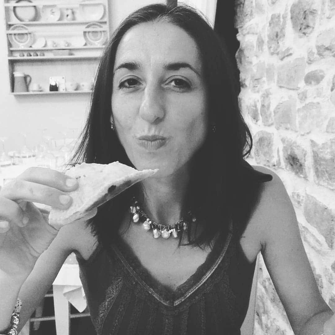 FoodfileBas's tweet photo. “Storie di #cibo “ per parlare di #turismo e #sostenibilità nel laboratorio lucano #OraparliamodiNoi 24-25-26 luglio a #RotondellaTuristica : inventare nuove storie e nuove strade per le #areeinterne della #Basilicata Occasione anche per tanti #pastizz
https://t.co/TRJnYKGRKl https://t.co/I9K5BBKfT3