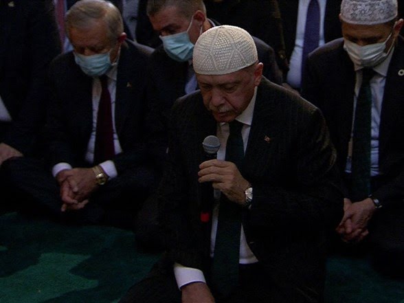 The first Friday prayer was just performed in the Hagia Sophia (Ayasofya) which was recently turned into a mosque. The imam gave his sermon with a sword which marks the Islamic conquest of Constantinople and Islam's supremacy. Erdogan was there. Turkey is going back to barbarism.