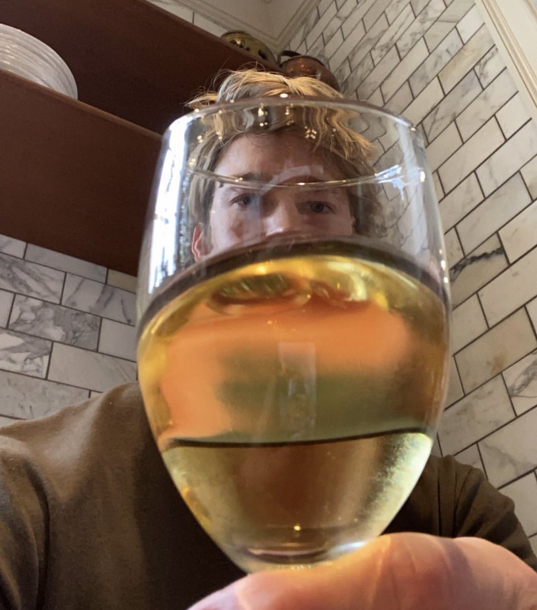 swiftantonoffs's tweet image. joe listening to a song Taylor wrote about wishing someone else could’ve been the 1