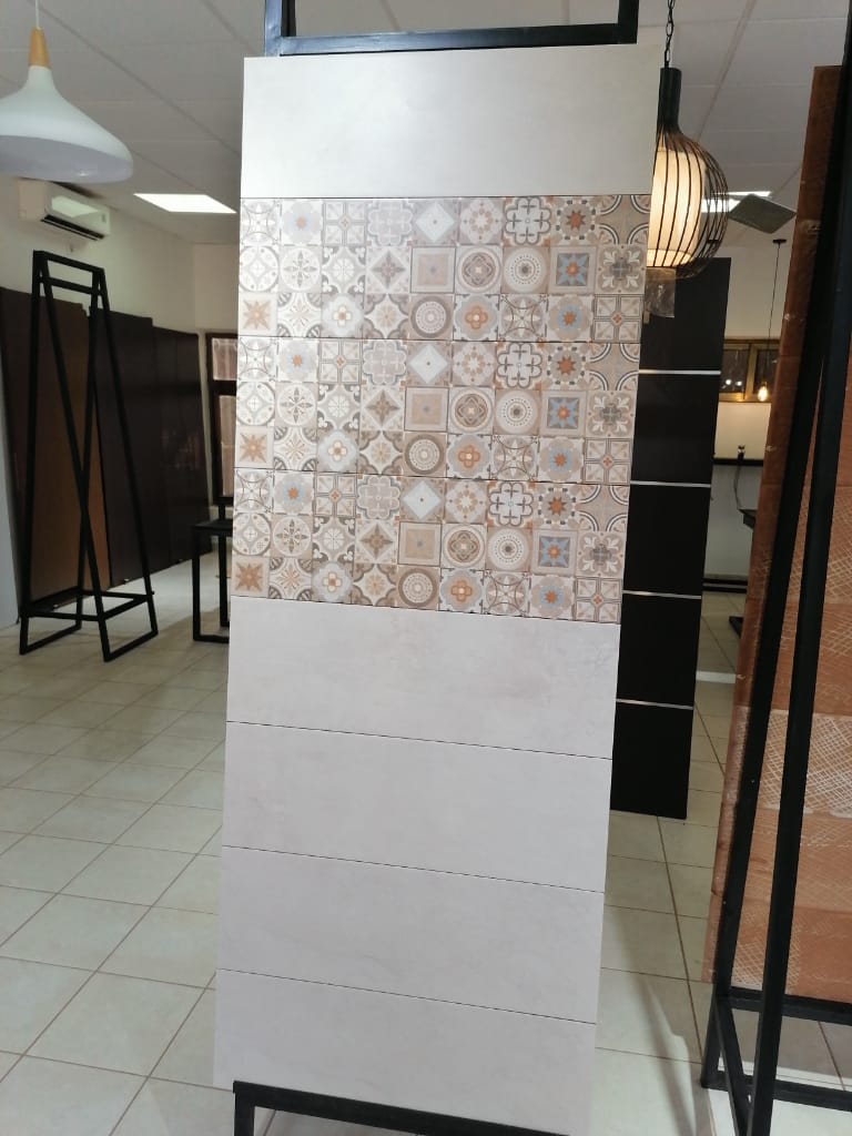 WarehouseNiger's tweet photo. Promo carrelage jusqu'à -30% : Découvrez nos différents modèles de carrelages en promotion et disponibles actuellement à notre show room sis au quartier Terminus, Immeuble Tunisair, En face de la @SGI_Niger ou appelez au 94544453

#Niamey #Niger

La suite en commentaire https://t.co/z4Rd8dKfku