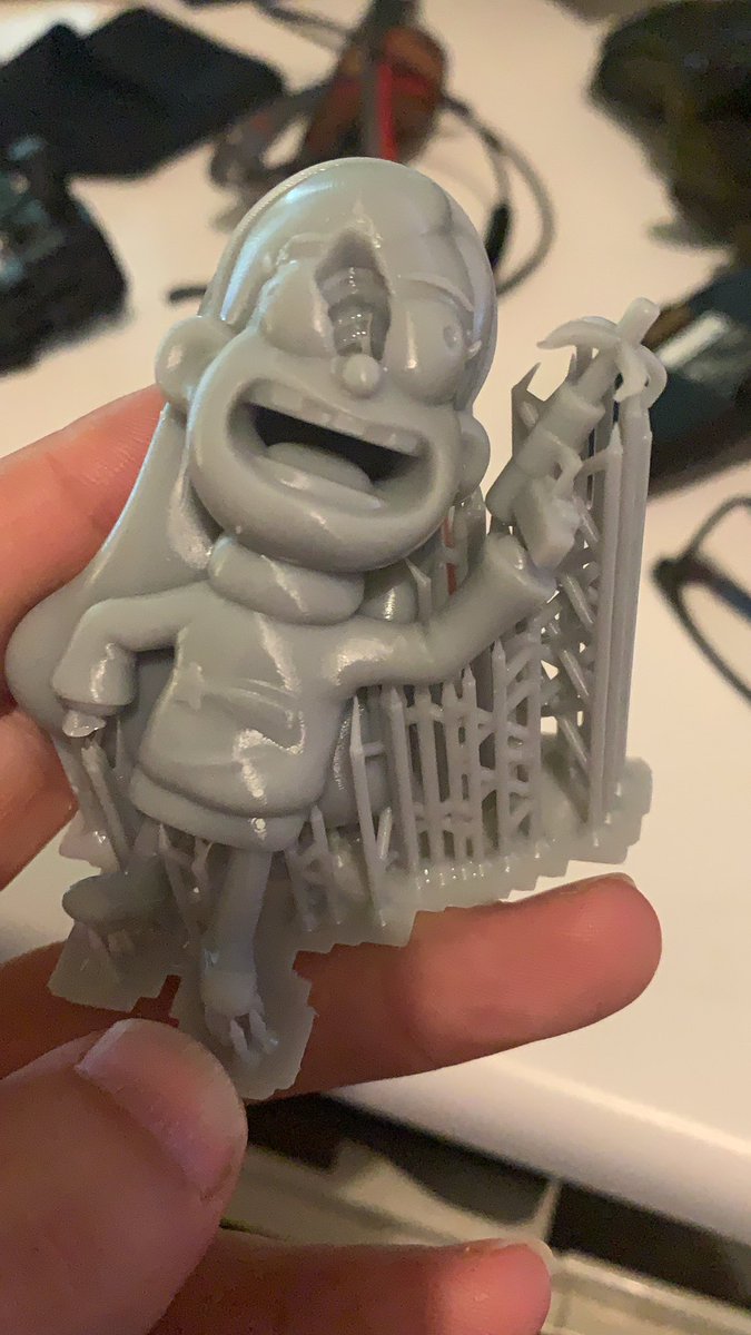 IR_Sculpts's tweet photo. Looks like my #Epax as a dead pixel or two... 😭😭😭
New screen ordered - just a minor inconvenience but still sucks.
#3dprint #QuarantineLife #failedprint https://t.co/yKmmSRTOrk