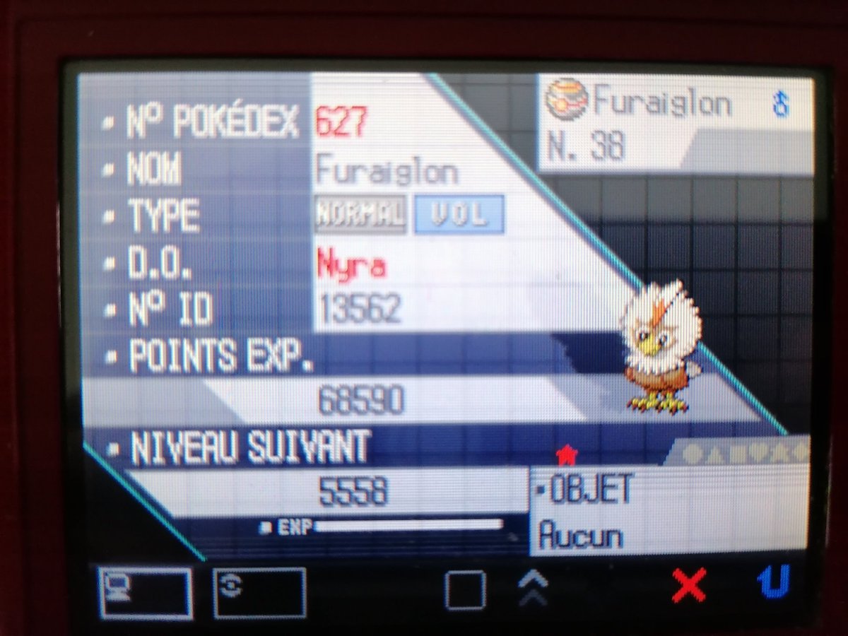 NyralliaSH's tweet photo. Voilà un shiny que j'ai eu ce matin : Furaiglon en 2162 rencontres ! J'ai pas mis de photo de la rencontre car j'ai oublié d'en prendre, si vous voulez le voir en combat je vous conseille de regarder la vidéo 😂 Je ciblais Aflamanoir mais ça me va aussi ! https://t.co/gKmnS43lYe