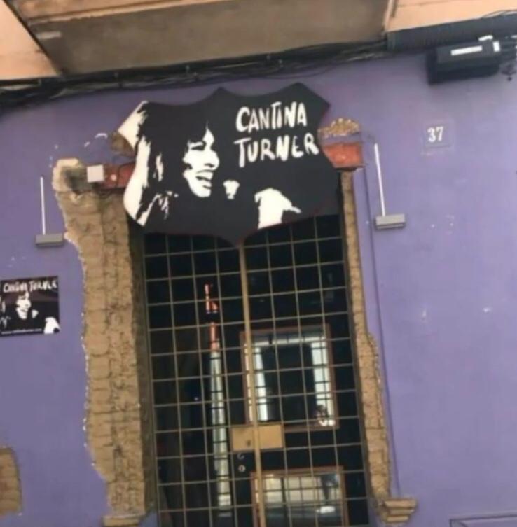braulio_sl's tweet photo. Cuando te pones a buscar nombre de dominio para tu nueva idea de sitio web, vía: @JohnFrustrant3 https://t.co/4CKmDbHKUo
