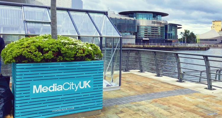 DMNManchester's tweet image. Amsterdam isn't the only city to get creative when it comes to socially-distanced dining... 

designmynight.com/manchester/blo…